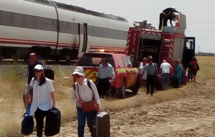 Un conato de incendio en un vagón del tren Badajoz-Madrid obliga a evacuar los pasajeros (EL PERIODICO EXTREMADURA.com)