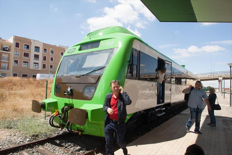 Elvas e Badajoz recuperam a conexão ferroviária após quase 6 anos (EL PERIÓDICO EXTREMADURA.COM)