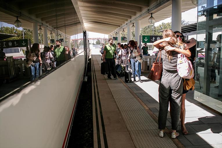 Otro tren con destino Cáceres sufre una avería: el tercero en solo 24 horas (EL PERIÓDICO EXTREMADURA.COM)