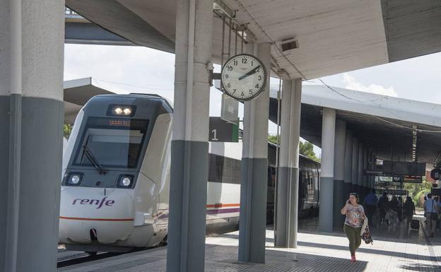 O trem Cabeza del Buey-Badajoz não sai devido a uma avaria (HOY.ES)